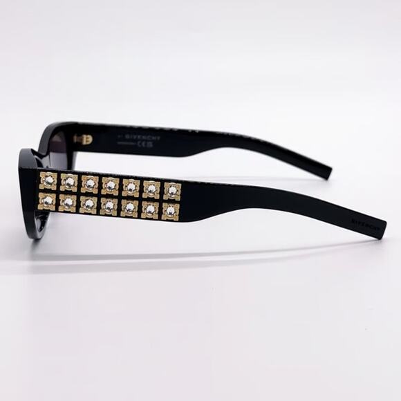 New! Givenchy Elegant Black Sunglasses with Crystals, GV40078I 01A, Authentic main image 5
